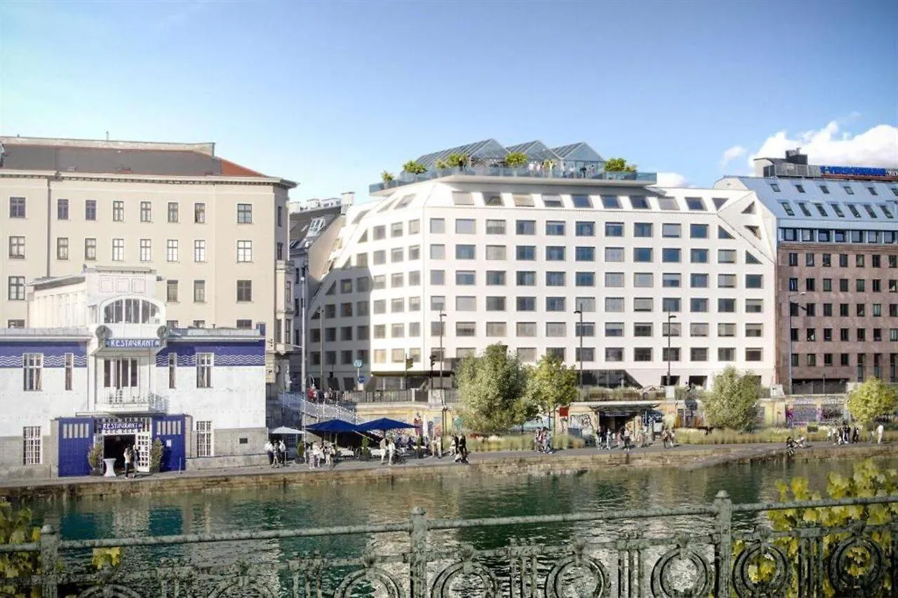فندق Radisson Red Hotel, فيينا