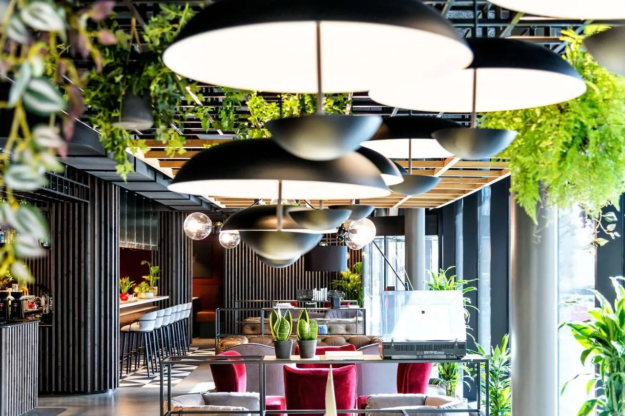 فندق Radisson Red Hotel, فيينا